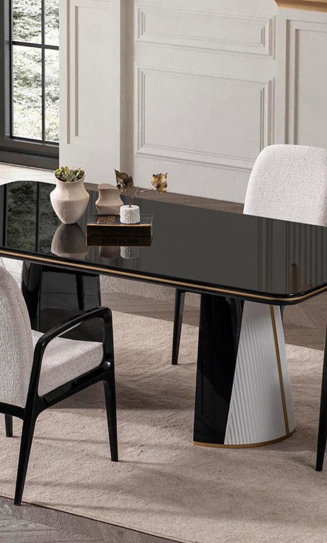 Lizbon dining set by Vantage Furniture